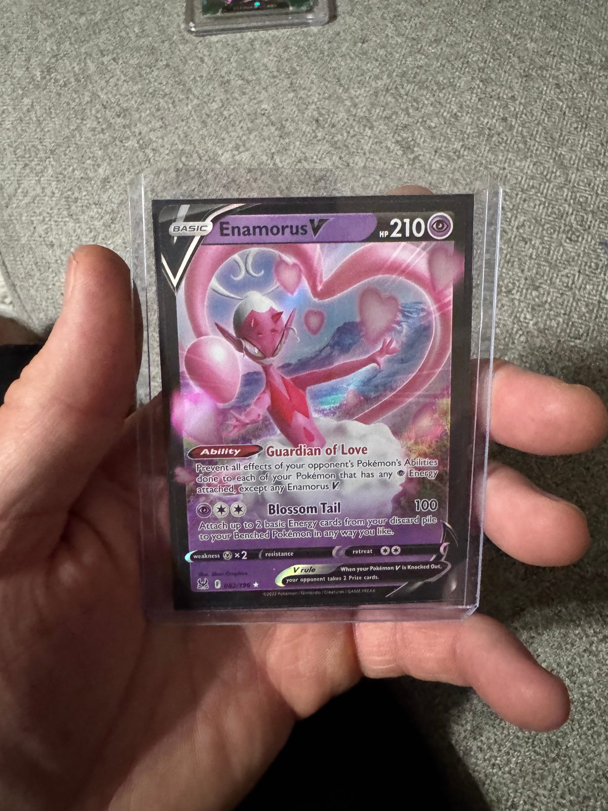 2022 Pokémon #082 Enamorus V — front