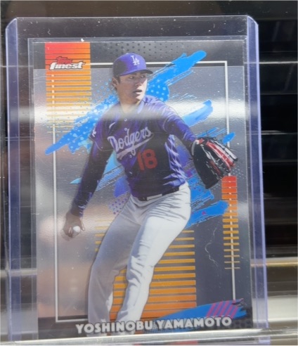 2026 Topps Finest #120 Yoshinobu Yamamoto — front