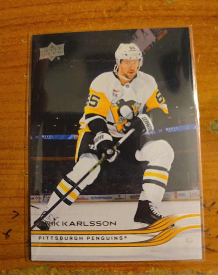 2025-26 Upper Deck Extended Series #598 Erik Karlsson — front