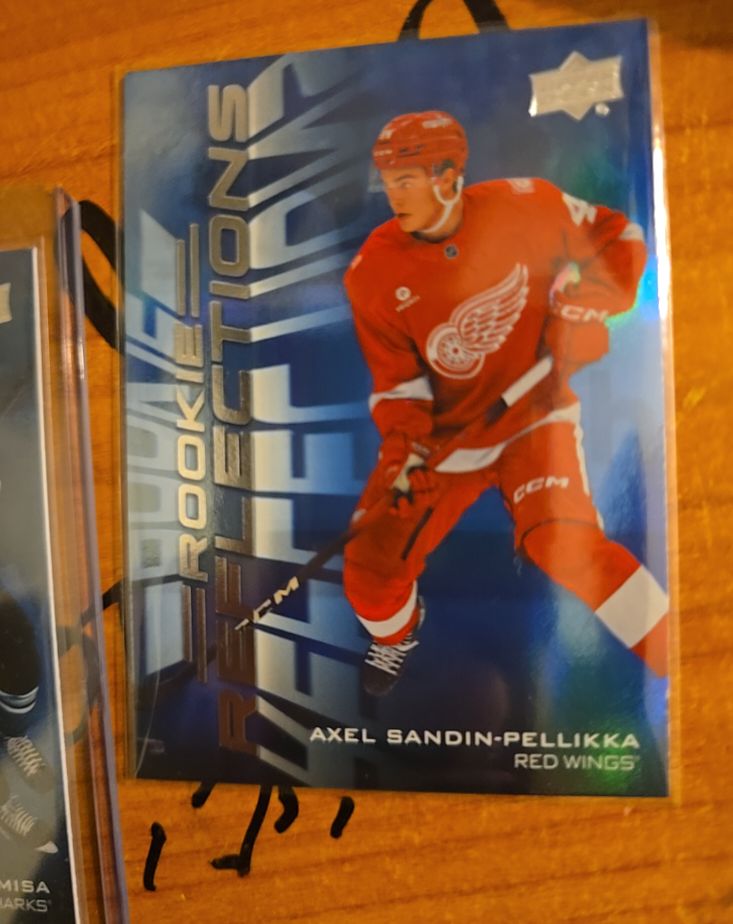 2025-26 Upper Deck Extended Rookie Reflections #RR-15 Axel Sandin-Pellikka — front