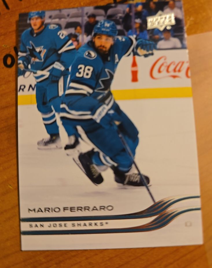 2025-26 Upper Deck #601 Mario Ferraro — front
