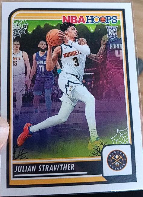 2023-24 Panini Haunted Hoops #213 Julian Strawther — front