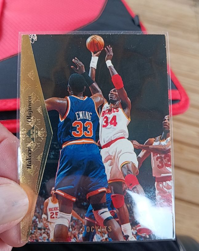 1994-95 Upper Deck SP #76 Hakeem Olajuwon — front