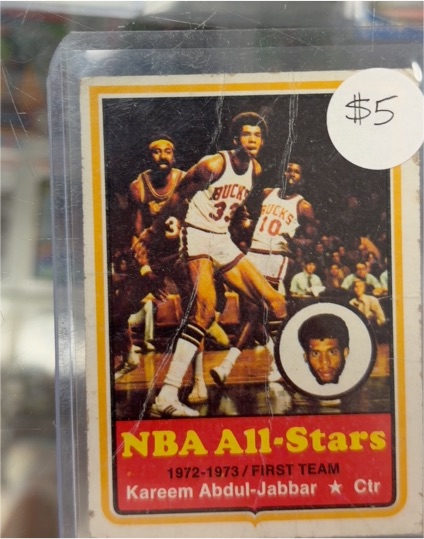 1973-74 Topps #50 Kareem Abdul-Jabbar NBA All-Stars First Team — front