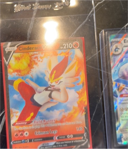 2021 Pokémon Rebel Clash #35 Cinderace V — front