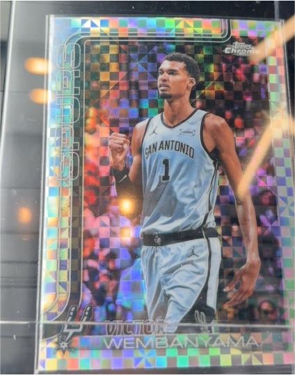 2026 Topps Chrome Update #22 Victor Wembanyama — front