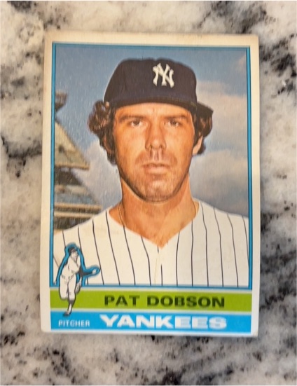 1976 Topps #296 Pat Dobson New York Yankees — front