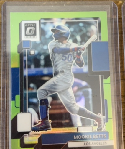 2022 Panini Donruss Optic #184 Mookie Betts Lime Green Prizm — front