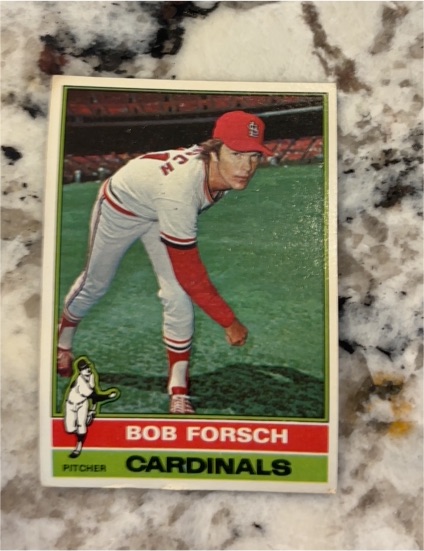 1976 Topps #426 Bob Forsch — front