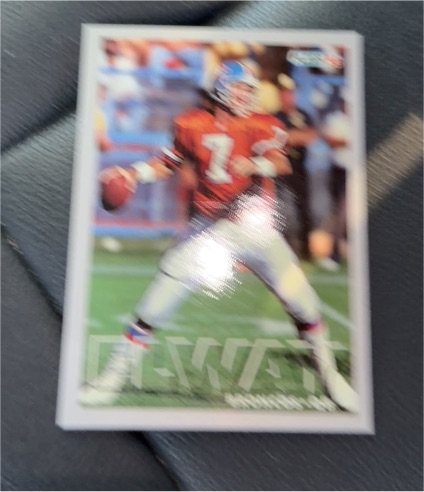 1993 Topps #100 John Elway — front