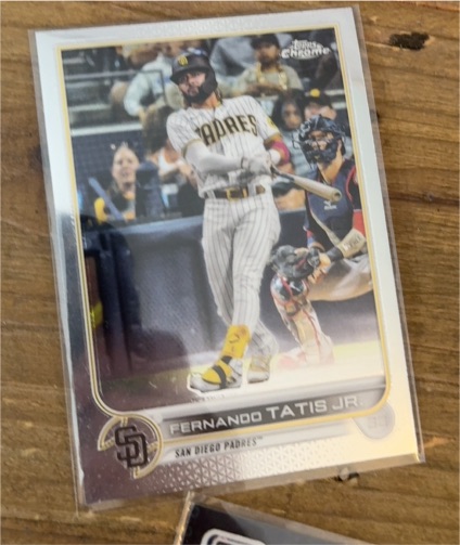 2022 Topps Chrome #150 Fernando Tatis Jr. — front