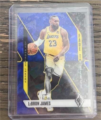 2023-24 Panini Phoenix #3 LeBron James Fade to Black Blue Ice — front