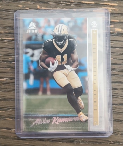 2022 Panini Luminance #49 Alvin Kamara — front