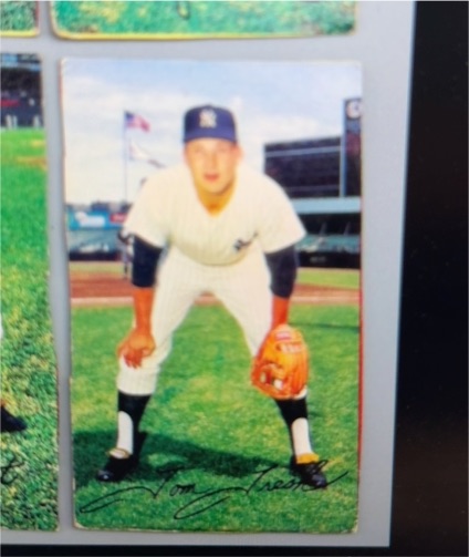 1961 Topps Whitey Ford Colorfoto Insert — front