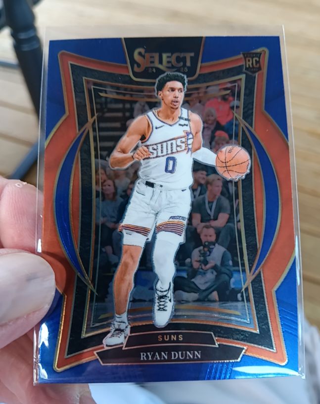 2024-25 Panini Select #100 Ryan Dunn Blue Concourse Rookie Phoenix Suns — front