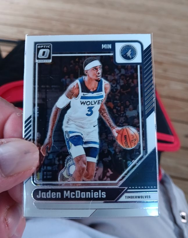 2024-25 Panini Donruss Optic #40 Jaden McDaniels — front