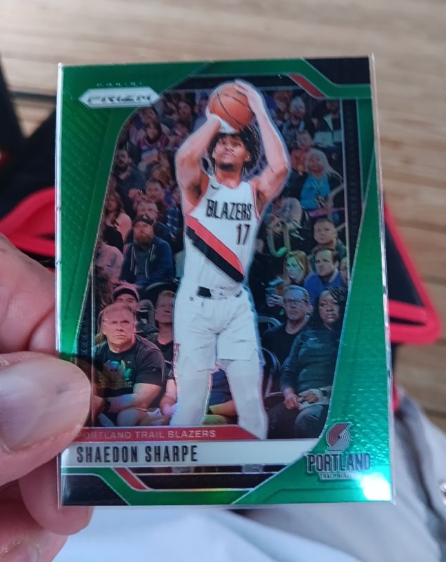 2024-25 Panini Prizm #144 Shaedon Sharpe Green Prizm Portland Trail Blazers — front