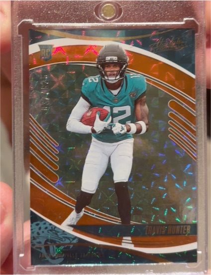 2025 Panini Absolute #186 Travis Hunter — front