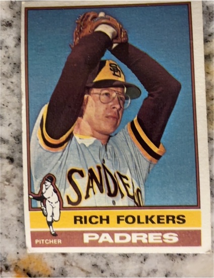 1976 Topps #611 Rich Folkers — front