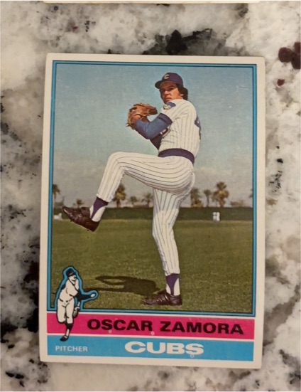 1976 Topps #227 Oscar Zamora — front