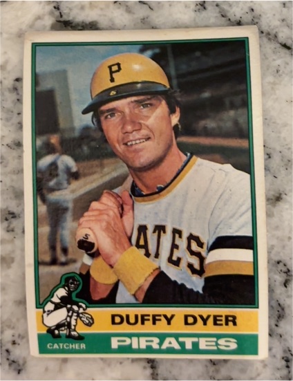 1976 Topps #88 Duffy Dyer Pittsburgh Pirates — front