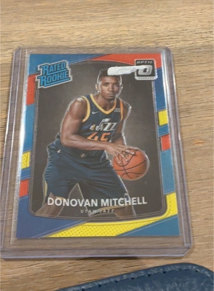 2017-18 Panini Donruss Optic #188 Donovan Mitchell Rated Rookie Red & Yellow — front