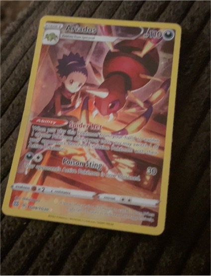 2022 Pokémon Sword & Shield: Brilliant Stars TG09 Ariados — front