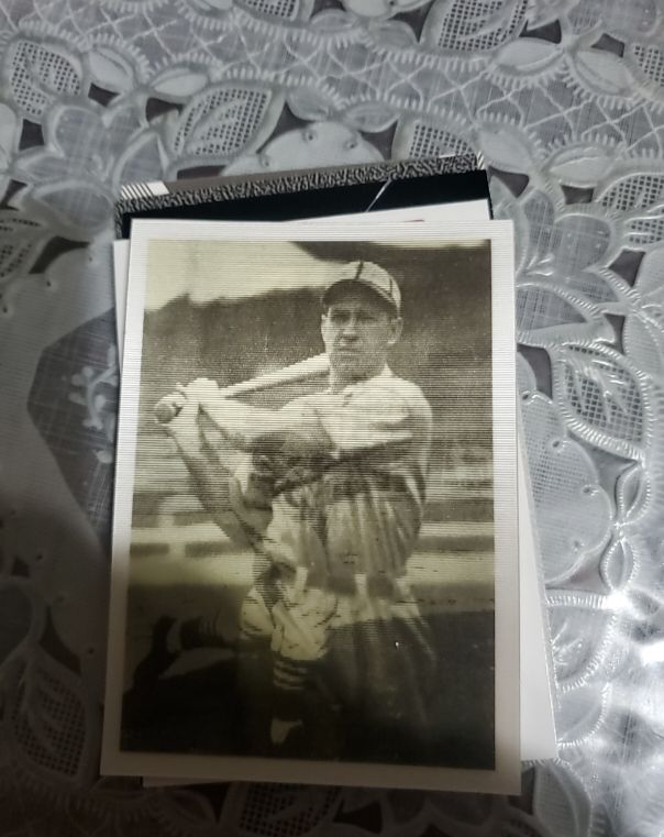 1986 Sportflics Decade Greats Baseball Card #1 Ty Cobb — front