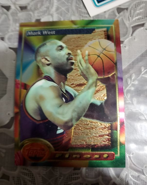 1993-94 Topps Finest #9 Mark West — front