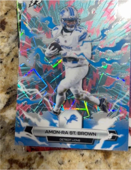 2025 Topps Resurgence #32 Amon-Ra St. Brown — front