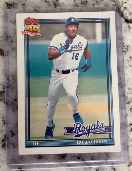 1991 Topps #600 Bo Jackson — front