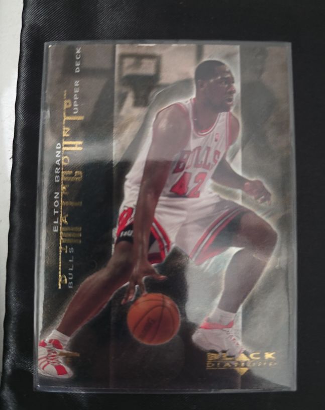 2000-01 Upper Deck Black Diamond #DM5 Elton Brand — front