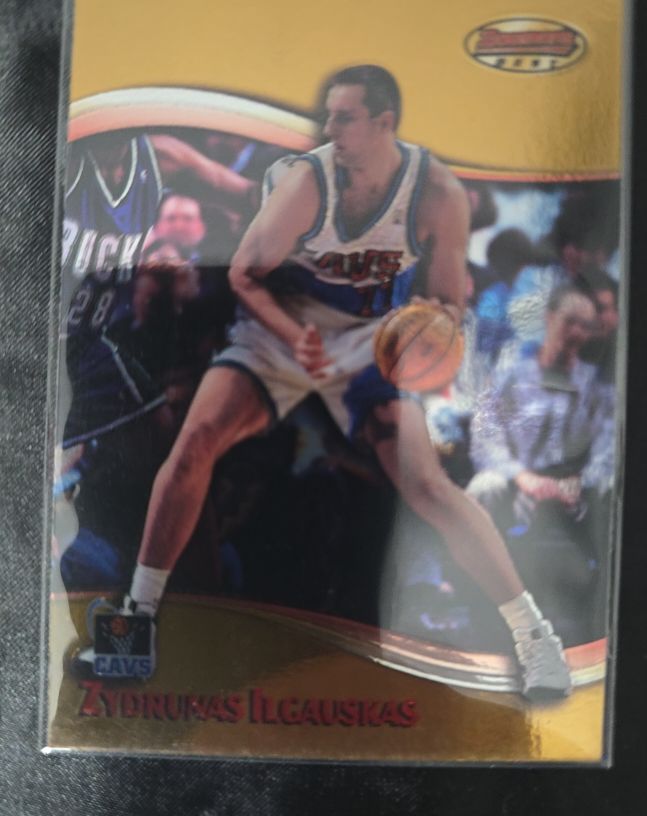 1998-99 Bowman's Best #64 Zydrunas Ilgauskas — front