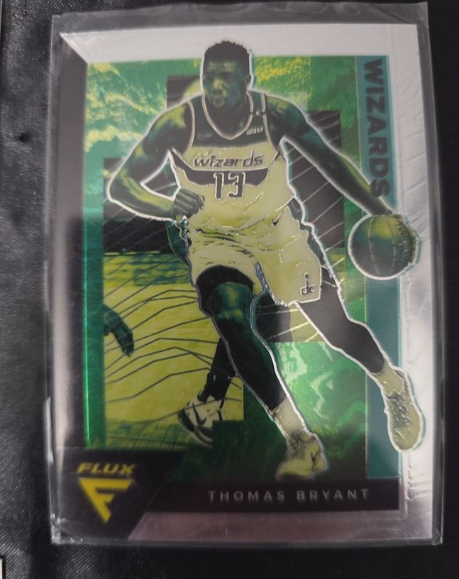 2020-21 Panini Flux #179 Thomas Bryant — front
