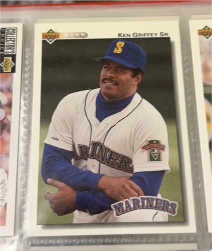 1992 Upper Deck #335 Ken Griffey Sr. — front