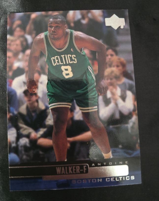 1999-00 Upper Deck #7 Antoine Walker — front