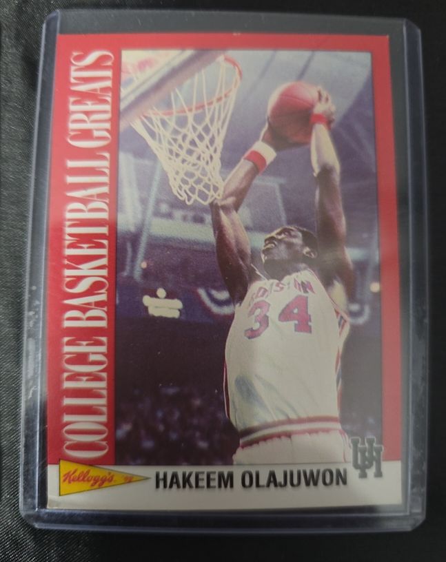 1992 Kellogg's College Basketball Greats #11 Hakeem Olajuwon — front