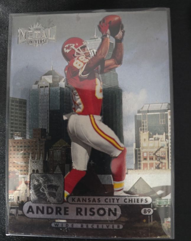 1998 SkyBox Metal Universe #155 Andre Rison — front