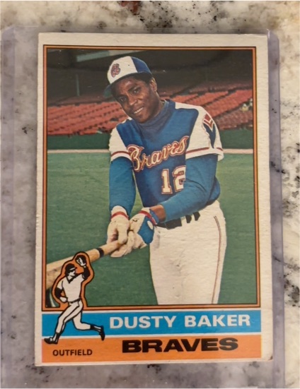 1976 Topps #28 Dusty Baker — front
