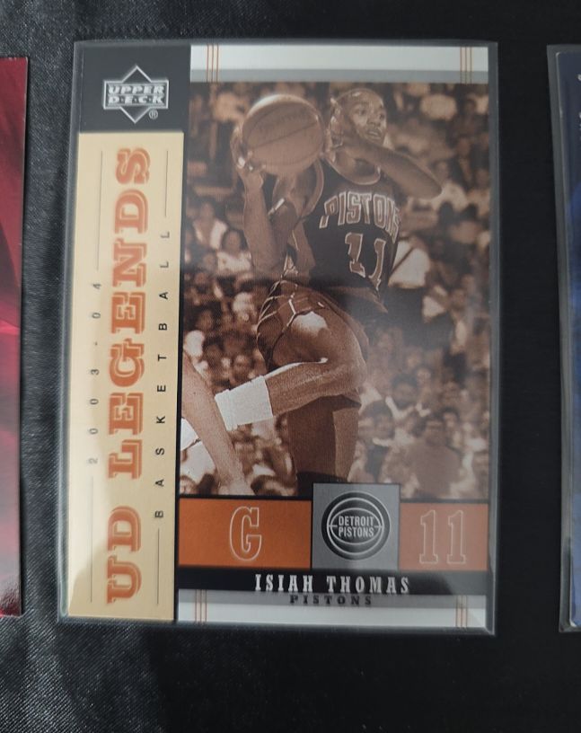2003-04 Upper Deck Legends Throwback #25 Isiah Thomas — front