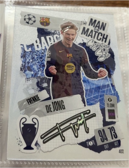2024-25 Topps Match Attax #402 Frenkie de Jong Man of the Match Signature Style — front