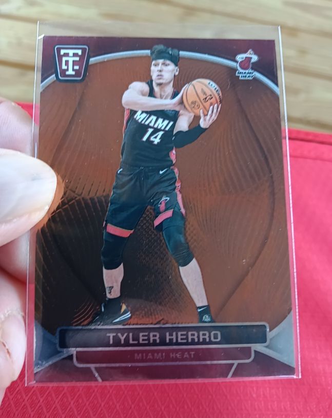 2024 Panini Totally Certified #74 Tyler Herro — front