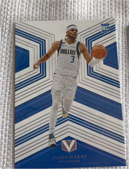 2022-23 Panini Chronicles #189 Jaden Hardy Vertex Base RC Dallas Mavericks — front