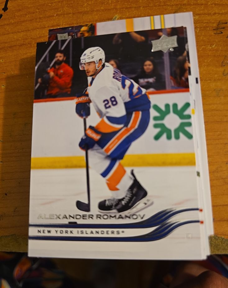 2025-26 Upper Deck Extended #579 Alexander Romanov New York Islanders — front
