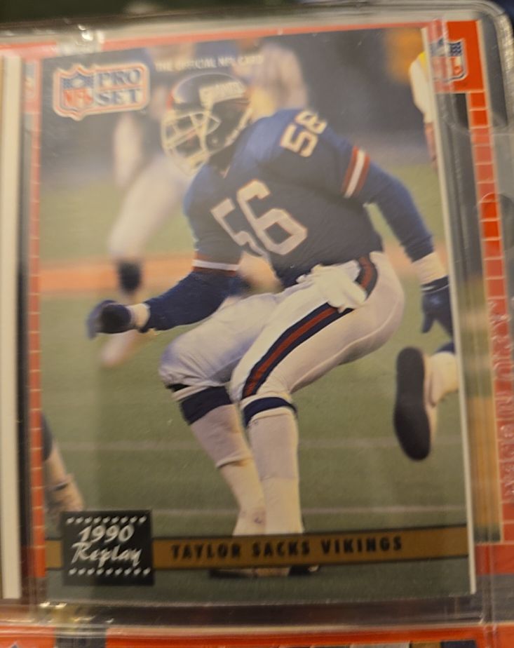 1991 Pro Set #336 Lawrence Taylor 1990 Replay — front