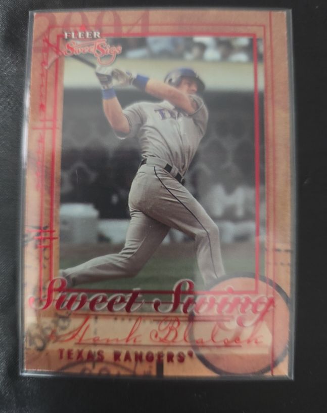 2004 Fleer Sweet Sigs #SS-HB Hank Blalock — front