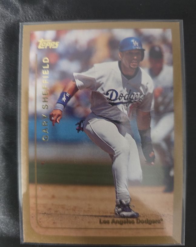 1999 Topps #55 Gary Sheffield Los Angeles Dodgers — front