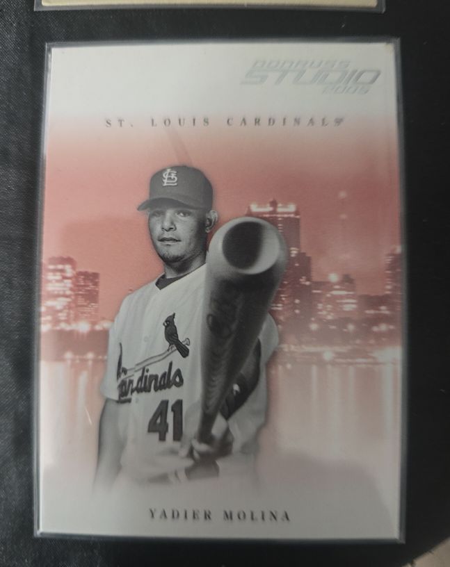 2005 Donruss Studio #266 Yadier Molina — front