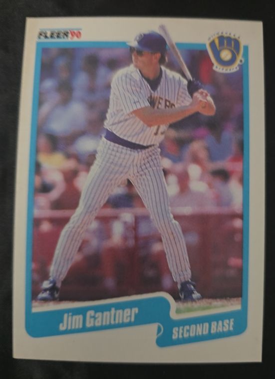 1990 Fleer #324 Jim Gantner — front