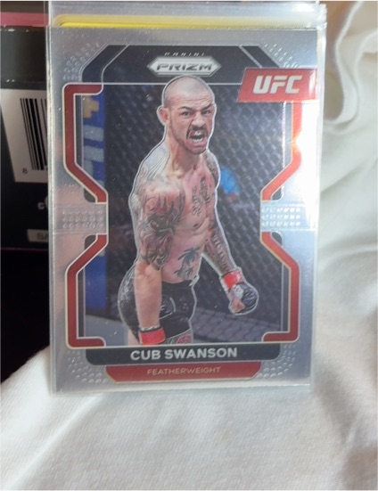 2022 Panini Prizm UFC #141 Cub Swanson — front